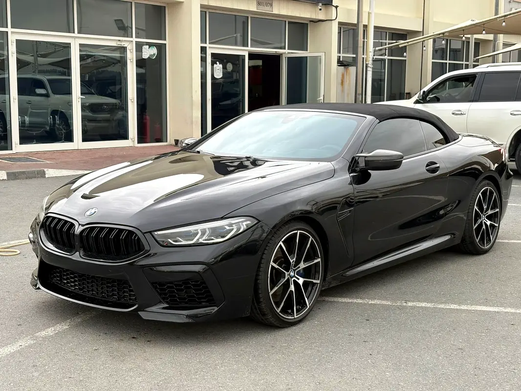 BMW 8-Series 2021 — photo 1 of 10