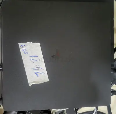 Collection of PlayStation 4 with collection with games have delivery for all emirates negotiations p