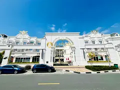 Street Facing|Spacious Layout| Ready To Move in