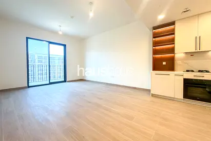 Move in Ready | Mid Floor | Boulevard View