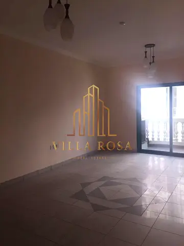 شقة للبيع 3 غرف وصالة  في الشارقة – أبو شغارة