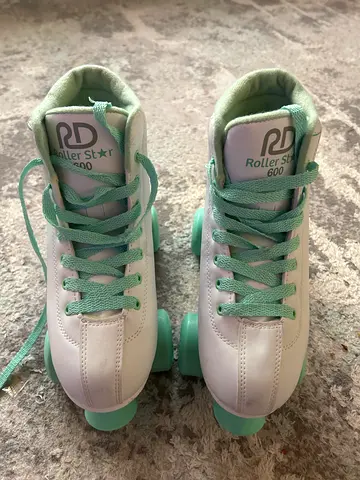 Stylish Roller Skates for Sale