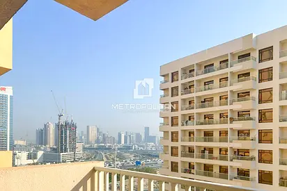 Lowest 3 Beds Plus Maid Room | Vacant on Transfer