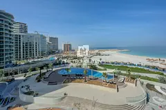 1BR in Central 1 W/Sea View | Hot Deal | Vacant