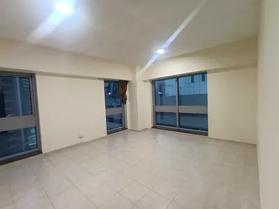 Hirani Real Estate proudly presents this spacious and impeccably maintained 3-bedroom apartment in the iconic Executive Towers2207, Business Bay