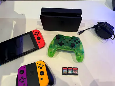 Nintendo Switch Console + Dock, 2 Joy-Con Sets, Controller  3 Games, Nintendo switch case bag