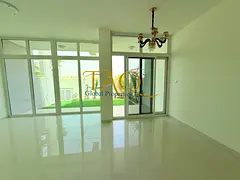 3BR SINGLE ROW l RENTED l UN-FURNISHED l