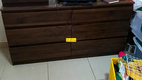 Wooden Dresser with 6 Drawers