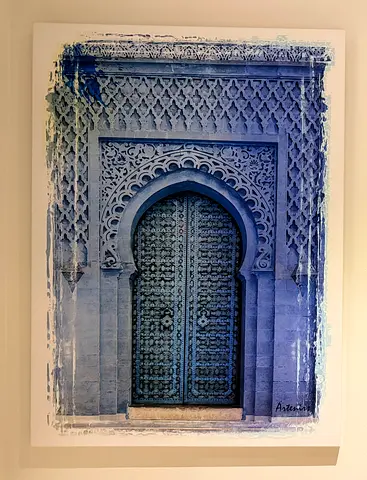 Large Premium Canvas Art - Architectural Door (80x113cm)