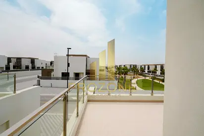 Premium 4BR Townhouse for Sale | MBR City | Vacant