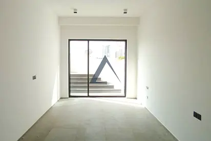 1 BHK with Jacuzzi | Prime Location | Ready to Move In