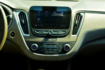 صورة 9 لـ 2019 Chevrolet MALIBU