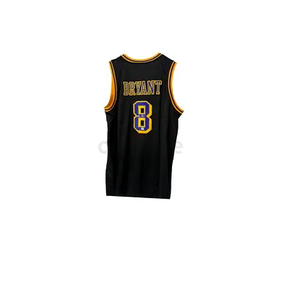 Kobe Bryant Jersey Hand Signed PSA/DNA