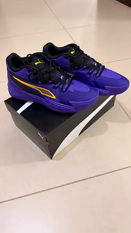 Puma daggers basketball shoe