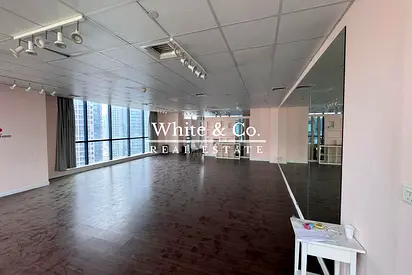 HIGH FLOOR | CANAL VIEW | PRIME LOCATION