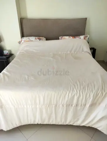 Selling Top quality Luxury Bed with mattresses Brand new Condition