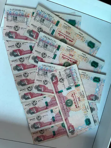 Curency commemorative