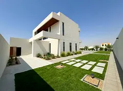 Spacious 5-BR|Majlis  Maids Room| Garden