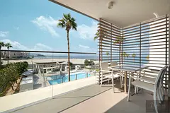 Vacant from June 27! Luxury Sea View Stay