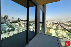 Vcaant Ready to Move In, Unfurnished, Low Floor