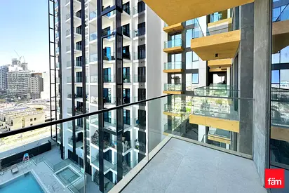 Vcaant Ready to Move In, Unfurnished, Low Floor