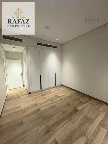 Bright 1BR with Scenic Views | Balcony | Modern Finishes | Flexible 4 Cheques