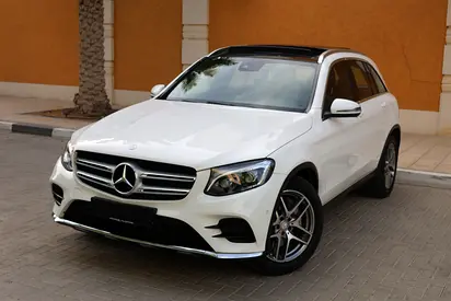 GLC250 4MATIC - GCC SPECS - FULL SERVICE HISTORY - ACCIDENT FREE - EXCELENT CONDITION -