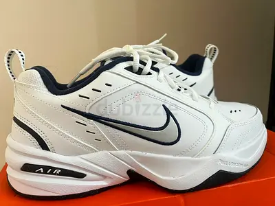 Nike Shoes Air Monarch IV New
