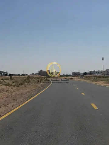موقع مميز جدا زاويه على شارعين قريبه من جميع الخدمات سهله الدخول والخروج من الشارع العام   تصريح ارضي +2 تملك حر للاخوه العرب