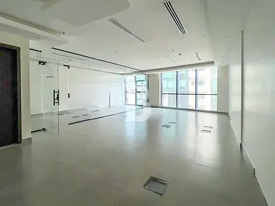 Walking Distance to METRO | Glass Partition