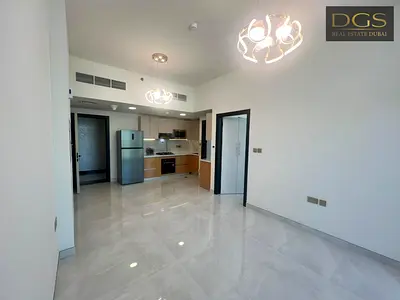 High Floor | Park View | Ready