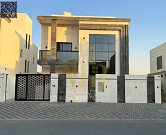 Villa directly from the owner, personal finishing, on a main street, close to all services, freehold