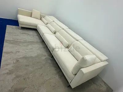 Same like new condition Italy brand lshape sofa