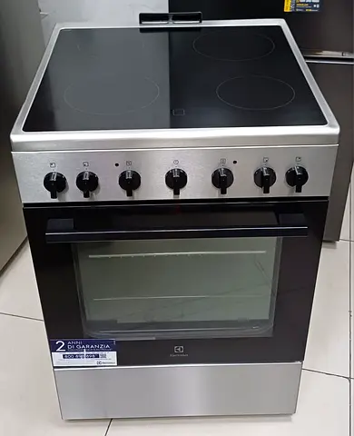 Beko electric cooker 60×60cm | Price 800 AED