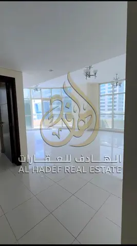 شقة واسعة 3 غرف وصالة للإيجار في الخان، الشارقة | مع خدمات راقية 📍 الموقع: الخان، الشارقة 💵 الإيجار السنوي: 75,000 درهم 🧾 عدد الدفعات: 4 أو 6 دفعات
