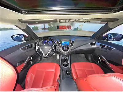 صورة 16 لـ 2016 Hyundai VELOSTER