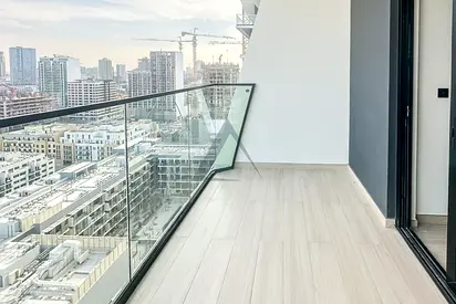 Elegant 3 BR | Marina Skyline View |Prime location