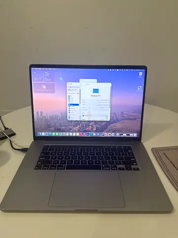 MacBook Pro i9 64gb ram 8gb graphics a2141