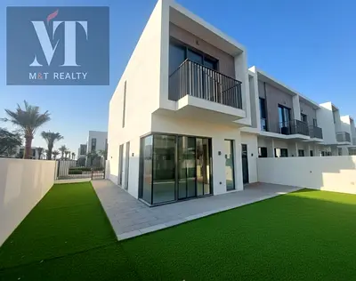 Corner Unit | Spacious | Near to Amenities