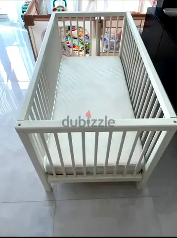 Crib with mattress