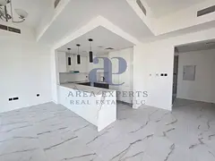 Huge Plot | Corner-Unit Villa | Area Expert