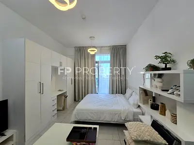 FULLY FURNISHED/ CHILLER FREE/12 CHEQUES WITH BILLS