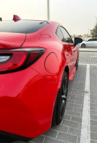 صورة 8 لـ 2024 Toyota GR86
