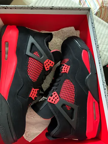 Jordan 4 red thunder 11.5 US / 45.5 EU BRAND NEW