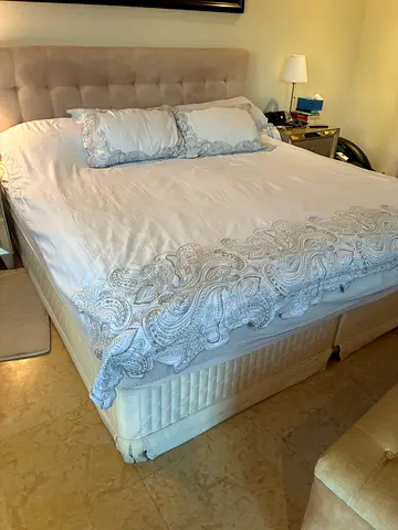 King size bed 200x200