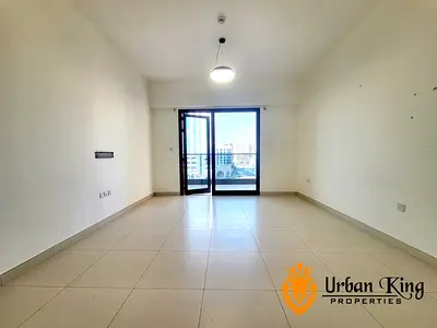 PRIME LOCATION / SPECIOUS / READY TO MOVE