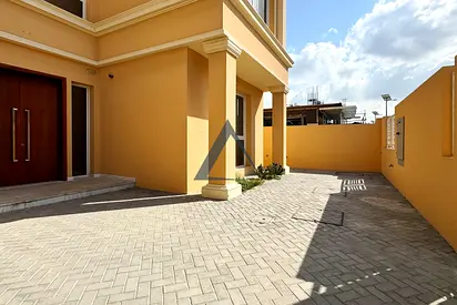 Spacious Villa | Private Pool | 5BHK +Maids room | Vacant
