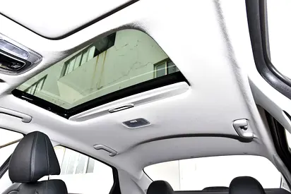 2025 Hyundai ELANTRA 照片 5