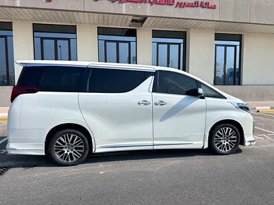 2018 Toyota ALPHARD 照片 3