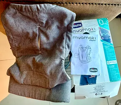 Baby carrier chicco brand